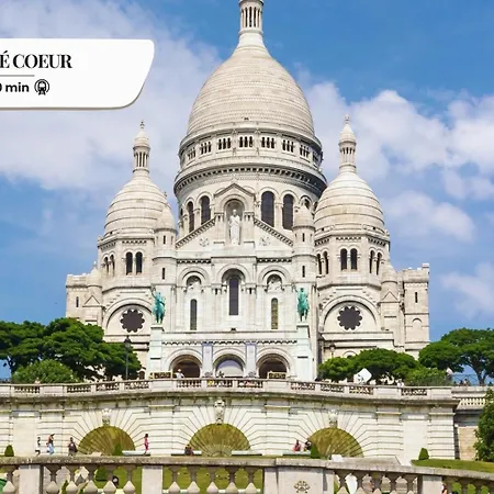 143 La Francaise Superbe A * Paris